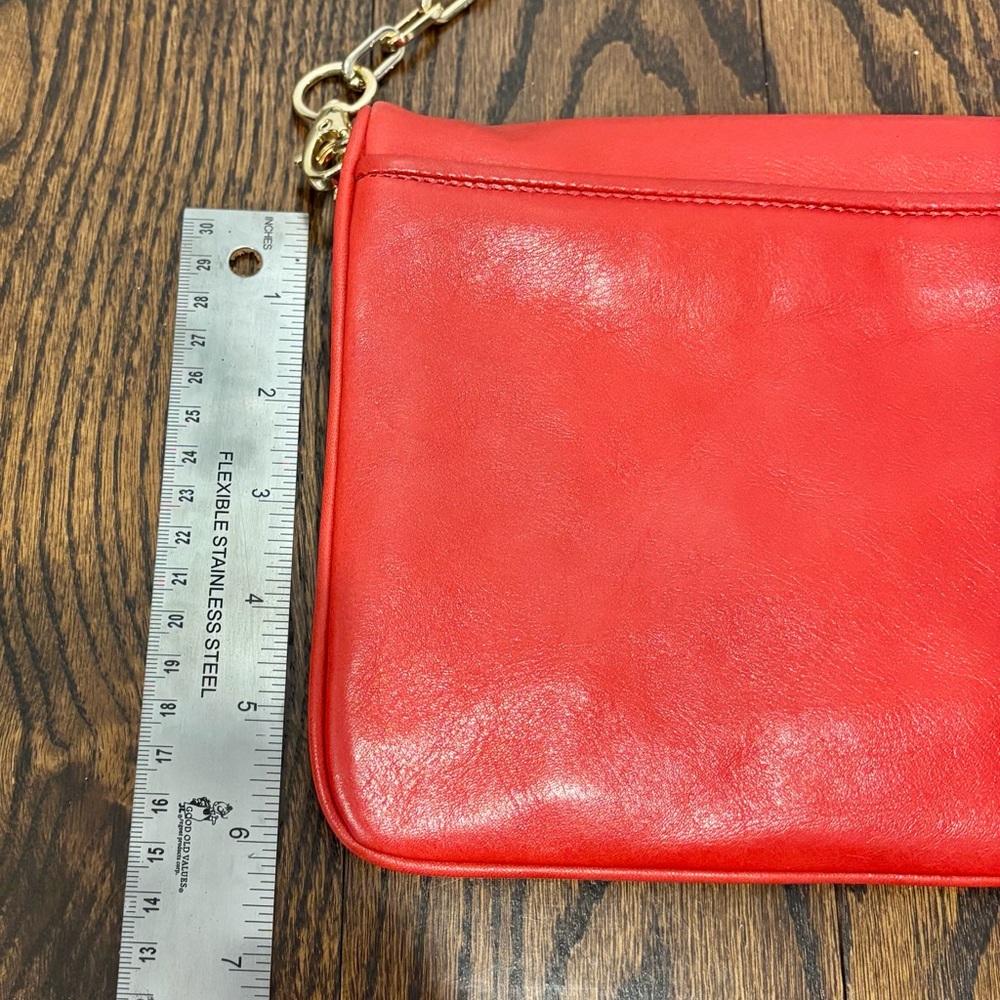 Tory Burch Vibrant Red Chain Shoulder Bag - Can Convert to Clutch - Picture 5 of 7